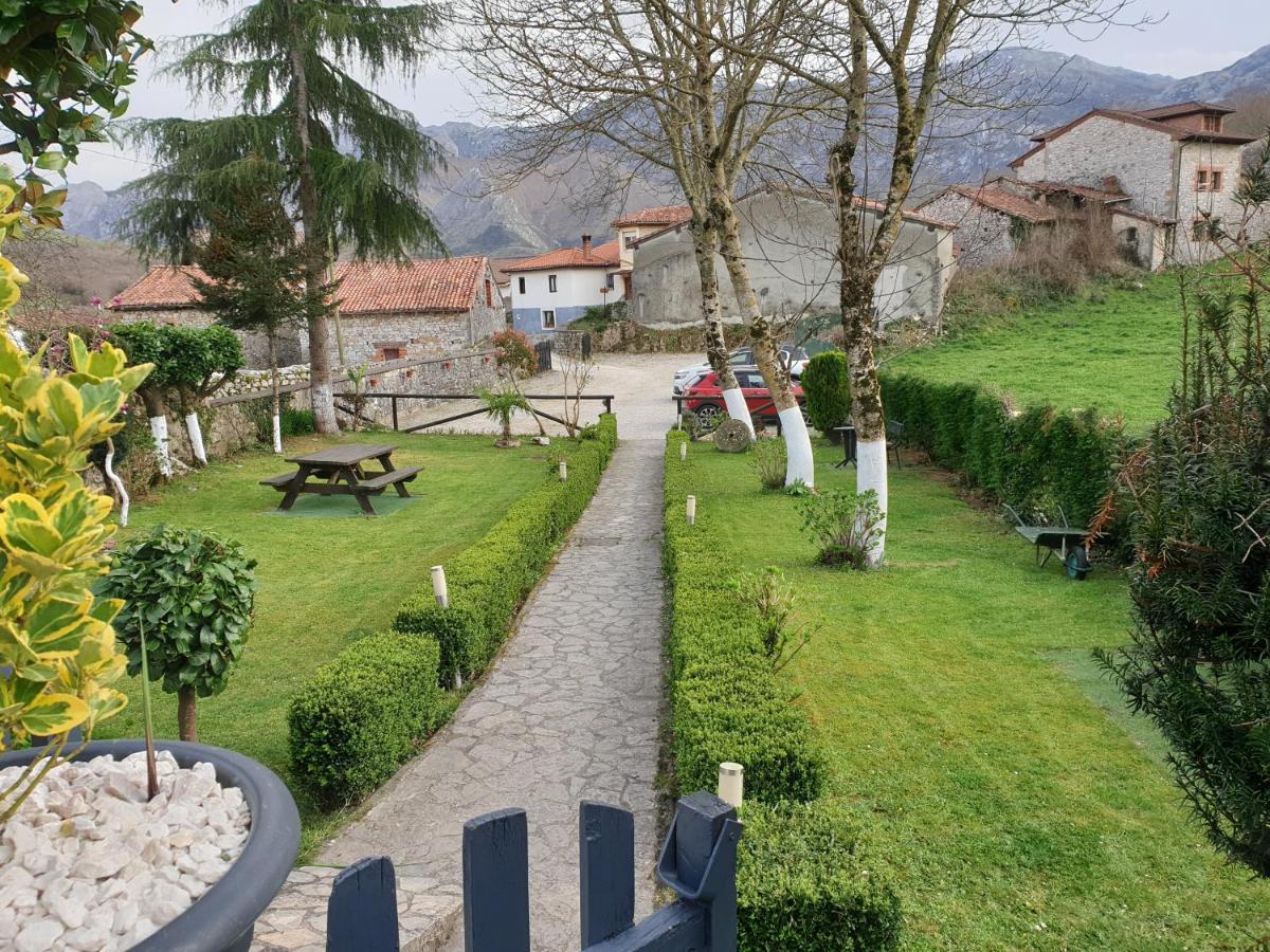 Affittacamere La Casona del Jou Ortiguero Esterno foto